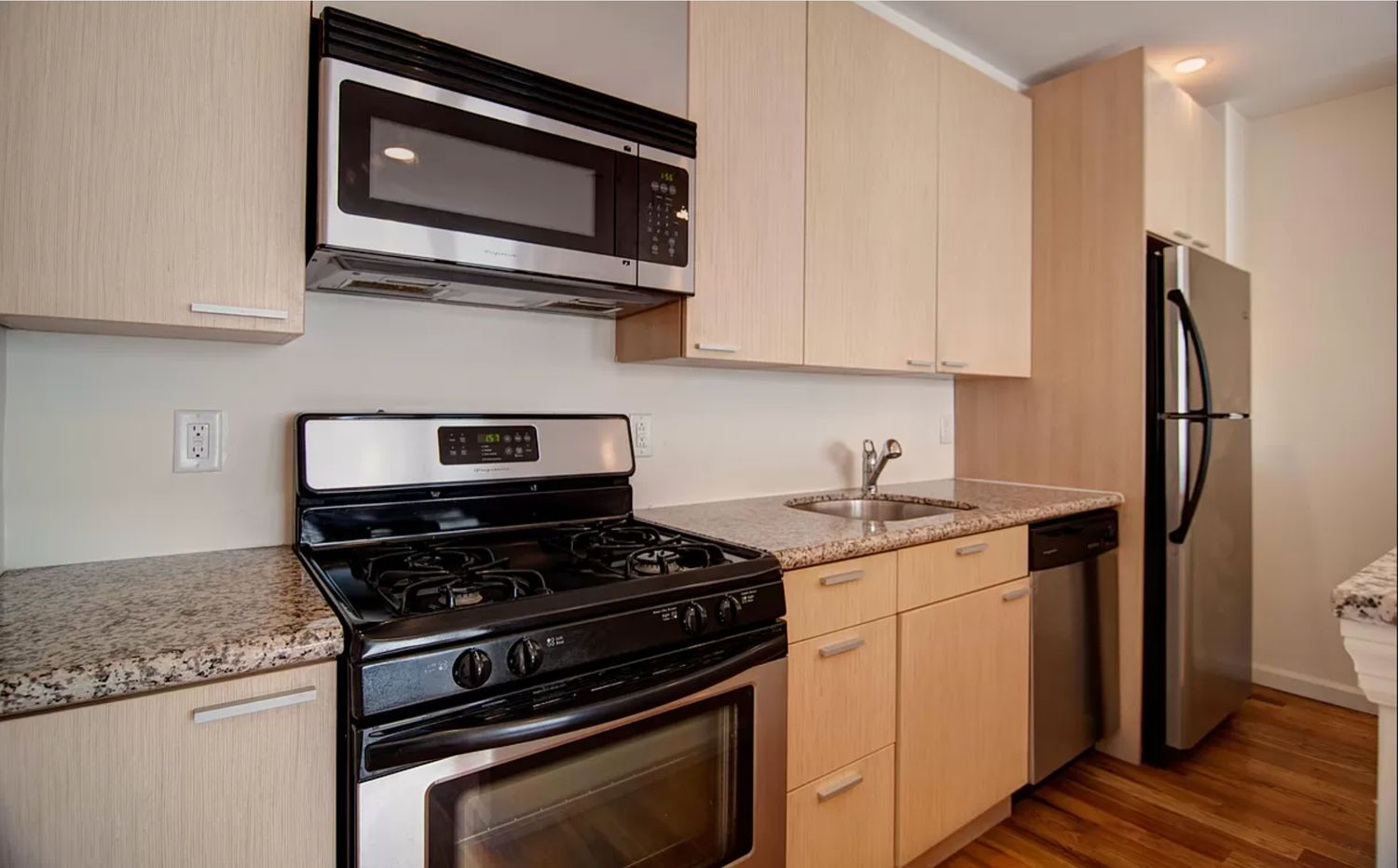 65 Maspeth Avenue, Unit 7C Brooklyn, NY 11211 - Photo 3 of 4