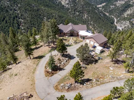 $2,100,000 | 323 Overlook Lane, Boulder, CO 80302