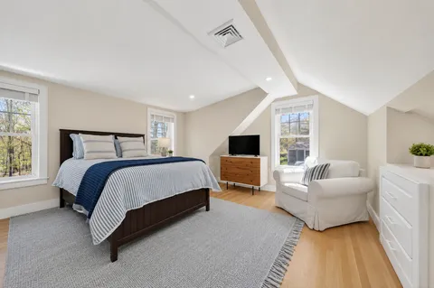 $2,200,000 | 28 Ledge Way, Cohasset, MA 02025