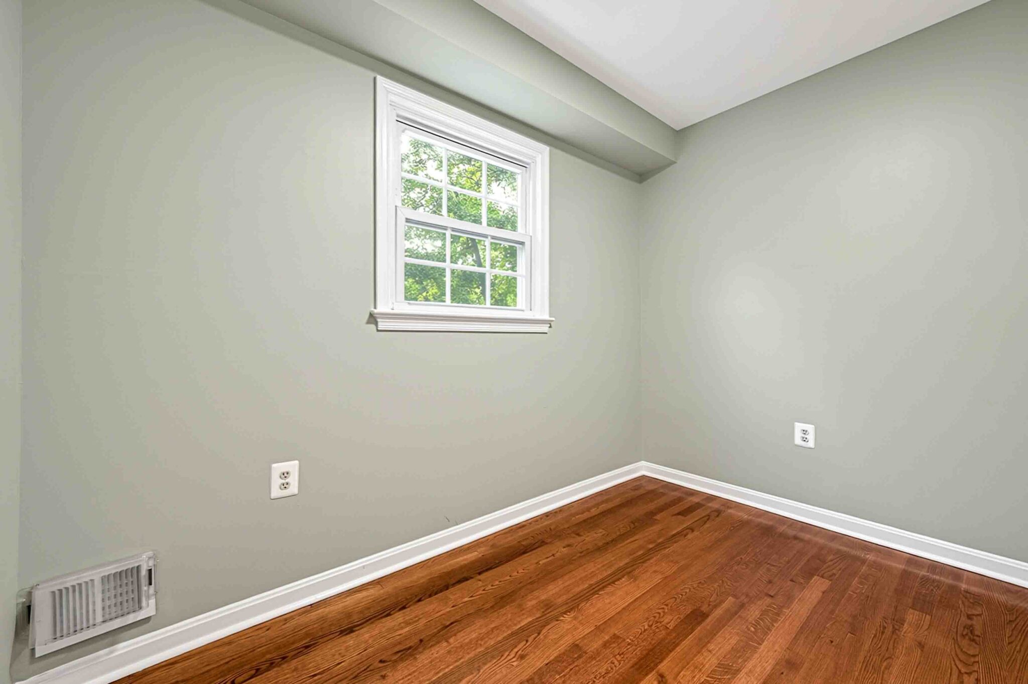 5124 Clinton Road Alexandria, VA 22312 - Photo 46 of 84 Gallery Image 46