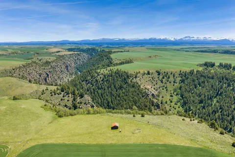 $395,000 | 376 North 4350th St Street East, St. Anthony, ID 83445