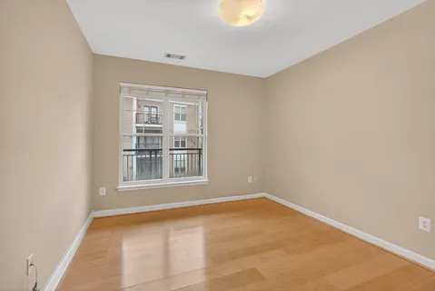 $439,000 | 501 Hungerford Drive, Unit 270, Rockville, MD 20850