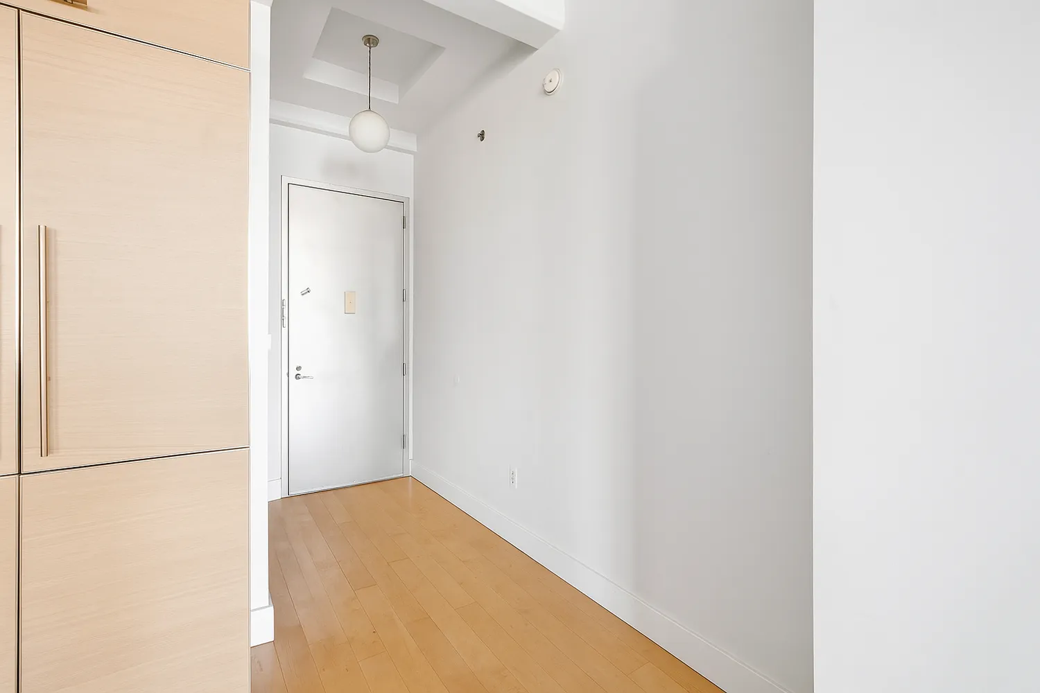 $4,000 | 242 South 1st Street, Unit 2B | Williamsburg