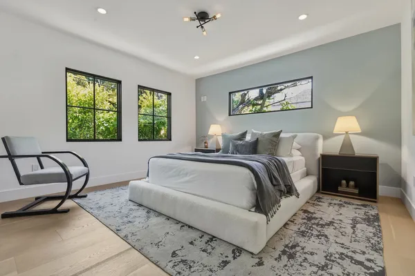 $3,350,000 | 3721 Woodcliff Road, Sherman Oaks, CA 91403