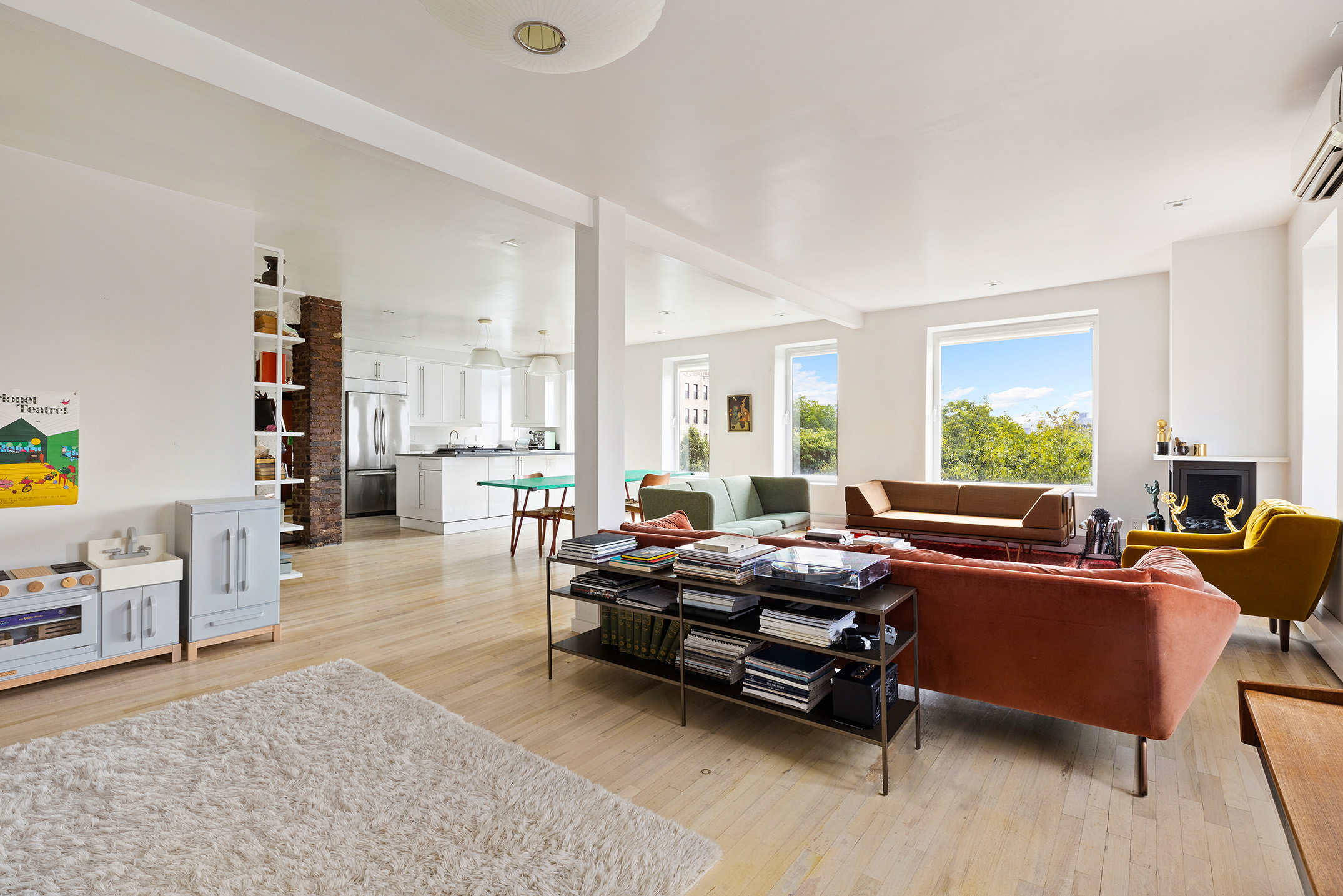 180 South 4th Street, Unit 4S Brooklyn, NY 11211 - Photo 3 of 10