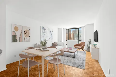 $1,050,000 | 1 Irving Place, Unit U10C | Gramercy