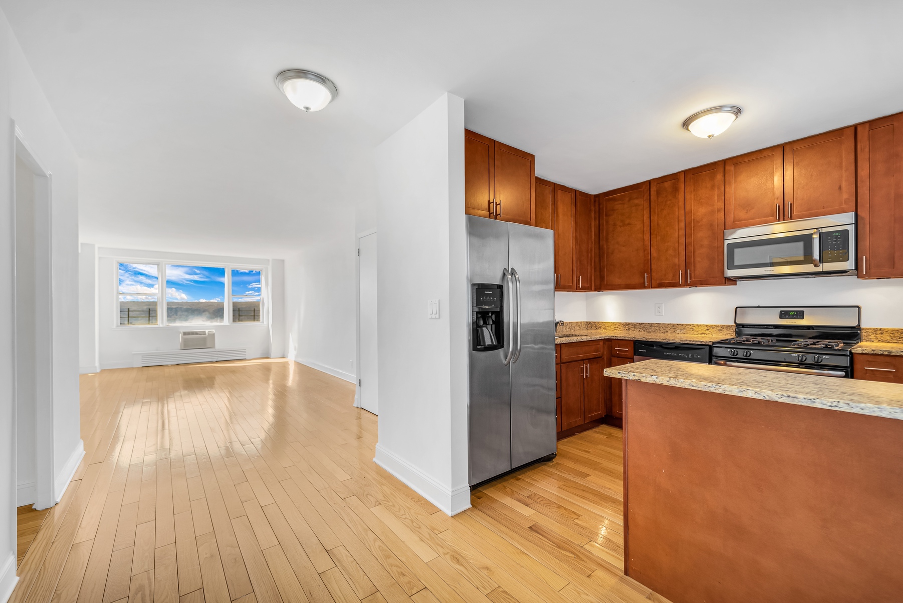 5900 Arlington Avenue, Unit 10K Bronx, NY 10471 - Photo 3 of 20