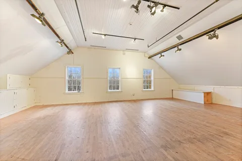 $19,000,000 | 136 Main Street, Amagansett, NY 11930