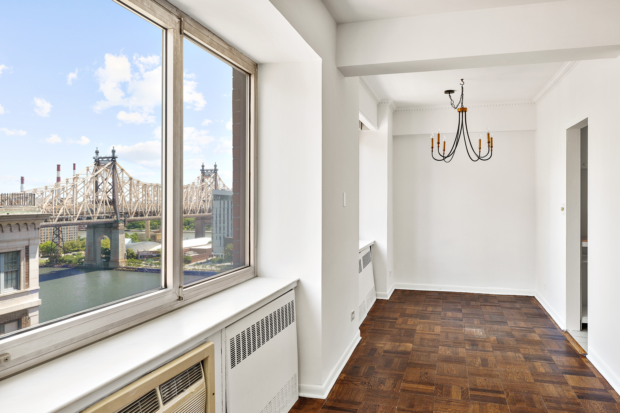 25 Sutton Place South, Unit 20C Manhattan, NY 10022 - Photo 4 of 11