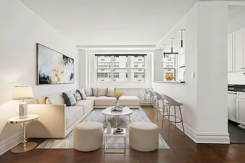 $1,250,000 | 63 East 9th Street, Unit 10L | Greenwich Village