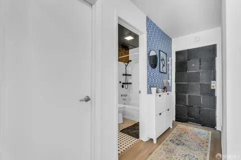 $299,000 | 199 Montecito Avenue, Unit 206, Oakland, CA 94610