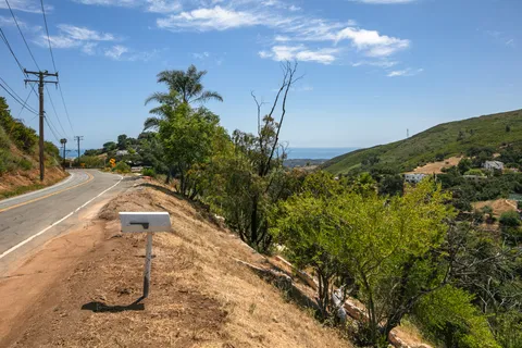 $650,000 | 4015 Latigo Canyon Road, Malibu, CA 90265