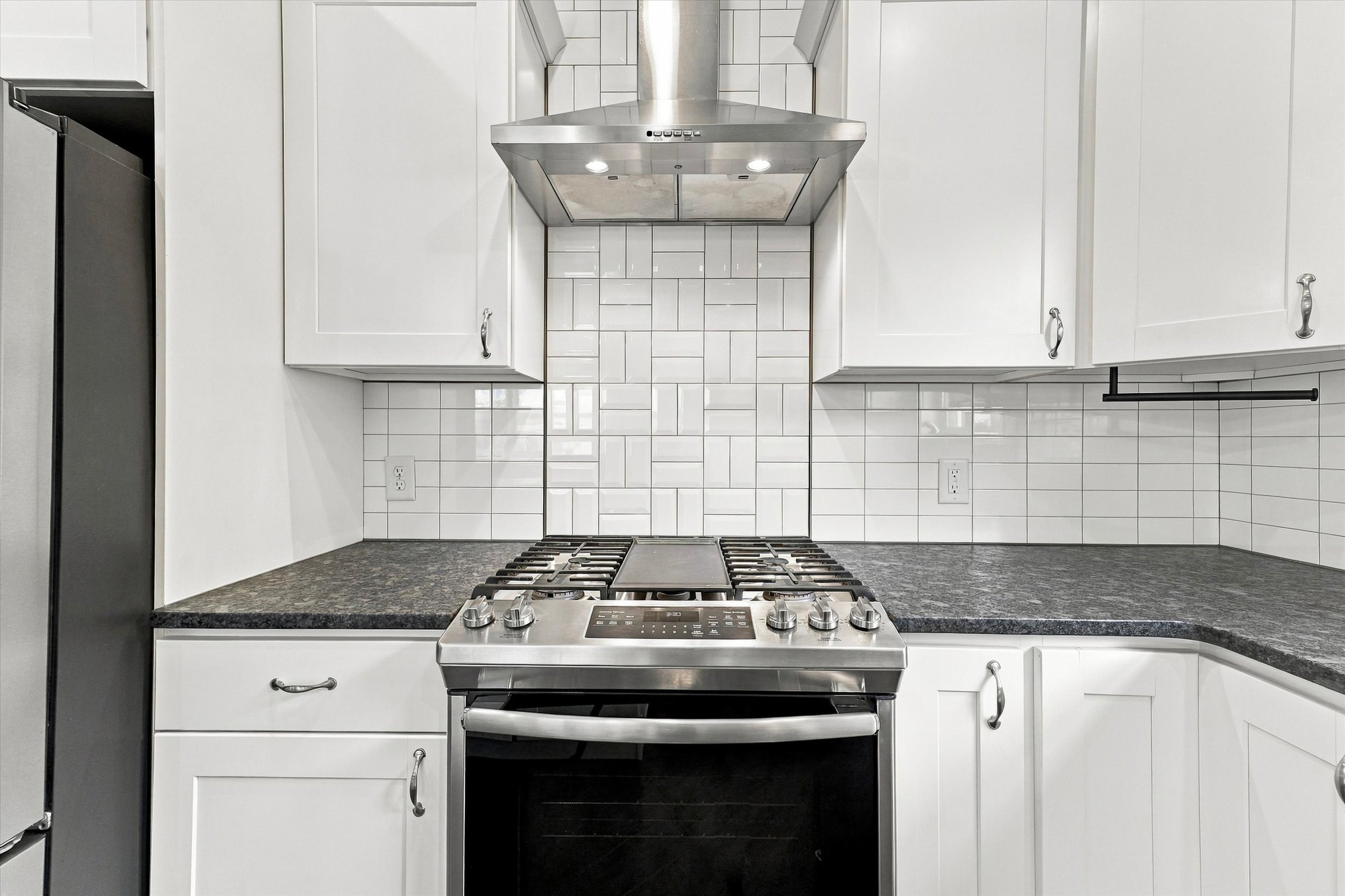 7242 Hill Road Philadelphia, PA 19128 - Photo 13 of 37 Gallery Image 13
