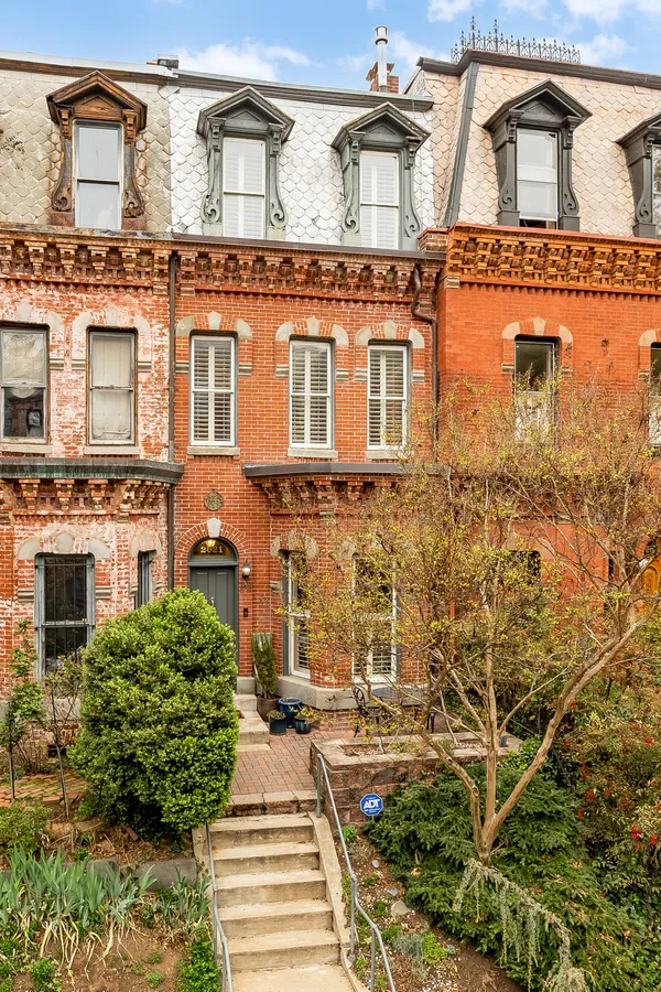 $1,850,000 | 2021 N Street Northwest, Washington, DC 20036