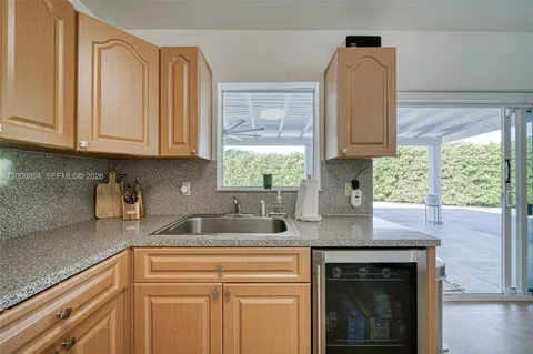 $1,495,000 | 10600 Southwest 80th Court, Miami, FL 33156