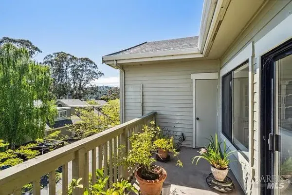 $1,188,000 | 118 Eucalyptus Knoll Street, Mill Valley, CA 94941