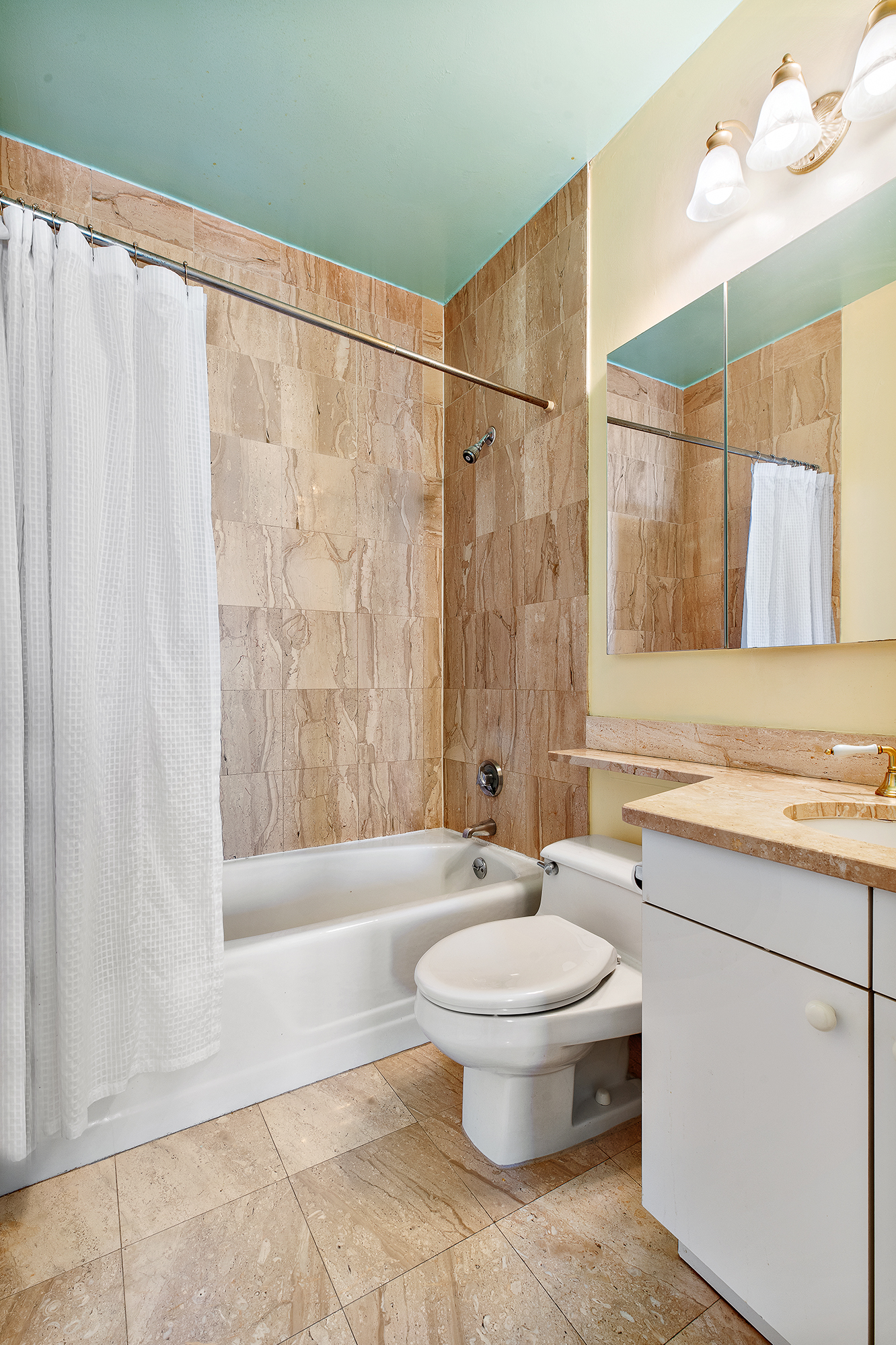 2000 Broadway, Unit 24BC Manhattan, NY 10023 - Photo 16 of 24