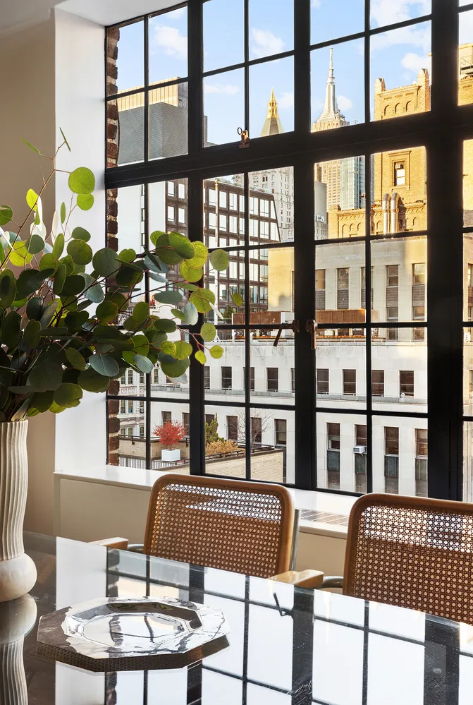 $1,695,000 | 44 Gramercy Park North, Unit 15D | Gramercy