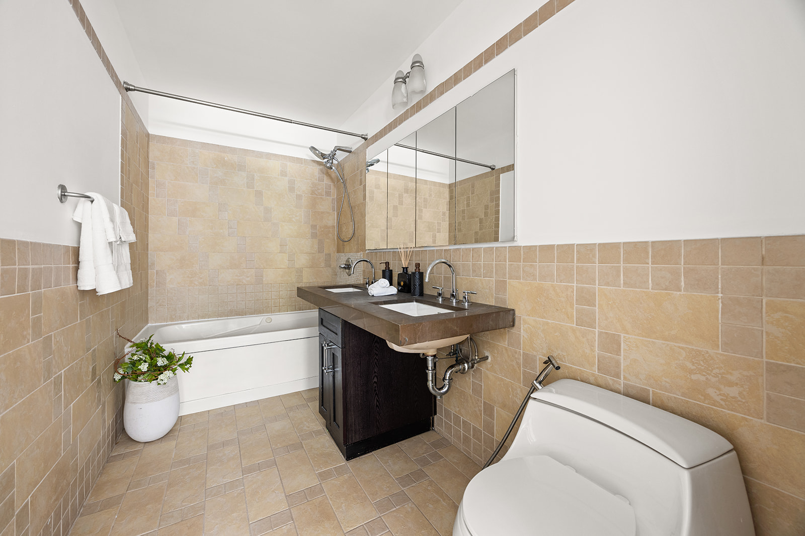 145 Park Place, Unit 2H Brooklyn, NY 11217 - Photo 11 of 17