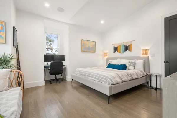 $1,725,000 | 5 Caspian Way, Unit 2, Dorchester, MA 02125