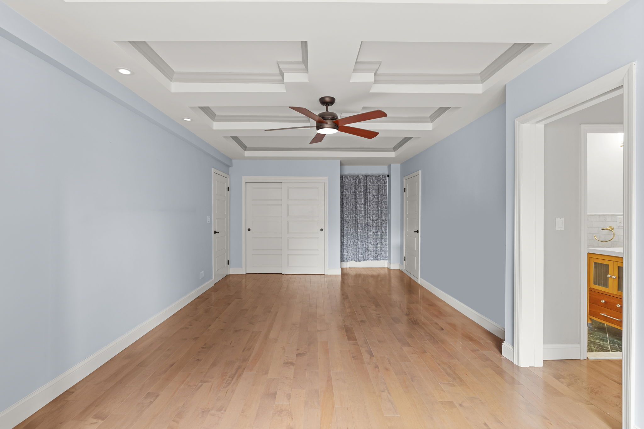 2 Tudor City Place, Unit 6JOS Manhattan, NY 10017 - Photo 9 of 16 a view of an empty room
