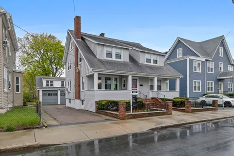 Contact Agent | 55 Winthrop Street, Everett, MA 02149