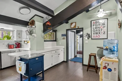 Contact Agent | 863 McKendimen Road, Shamong, NJ 08088
