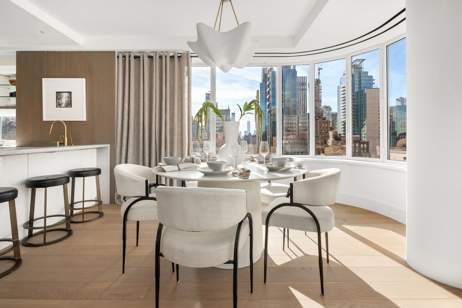 $3,261,296 | 211 Madison Avenue, Unit 26B | Murray Hill