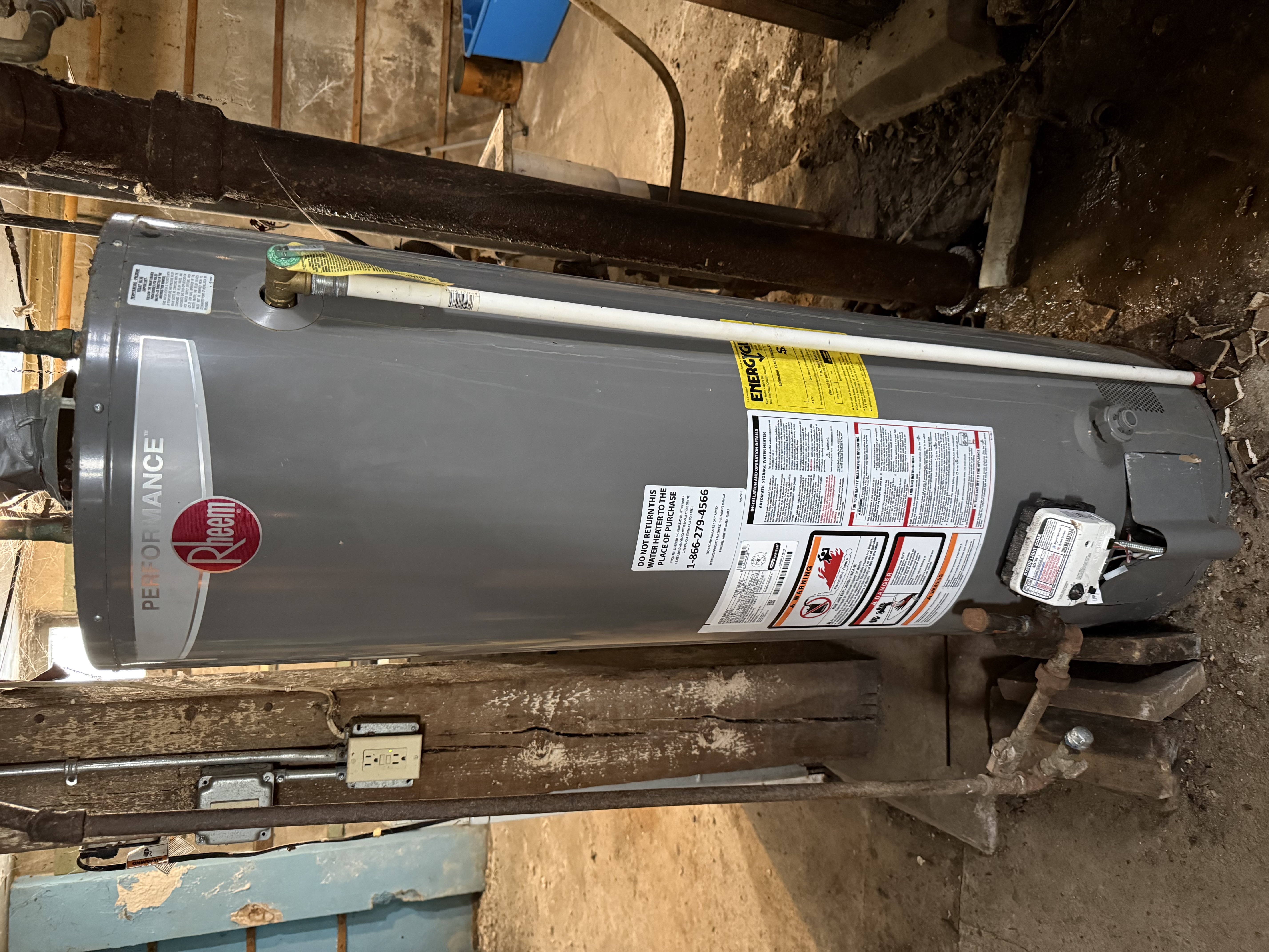 2448 North 28th Street Milwaukee, WI 53210 - Photo 3 of 7