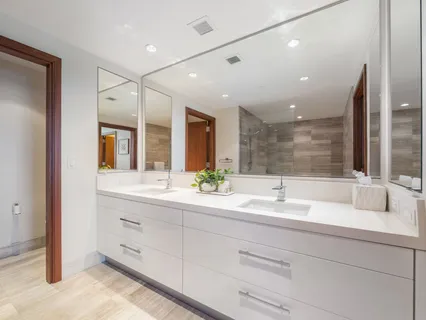 $3,495,000 | 1555 Kapiolani Boulevard, Unit 2002, Honolulu, HI 96814