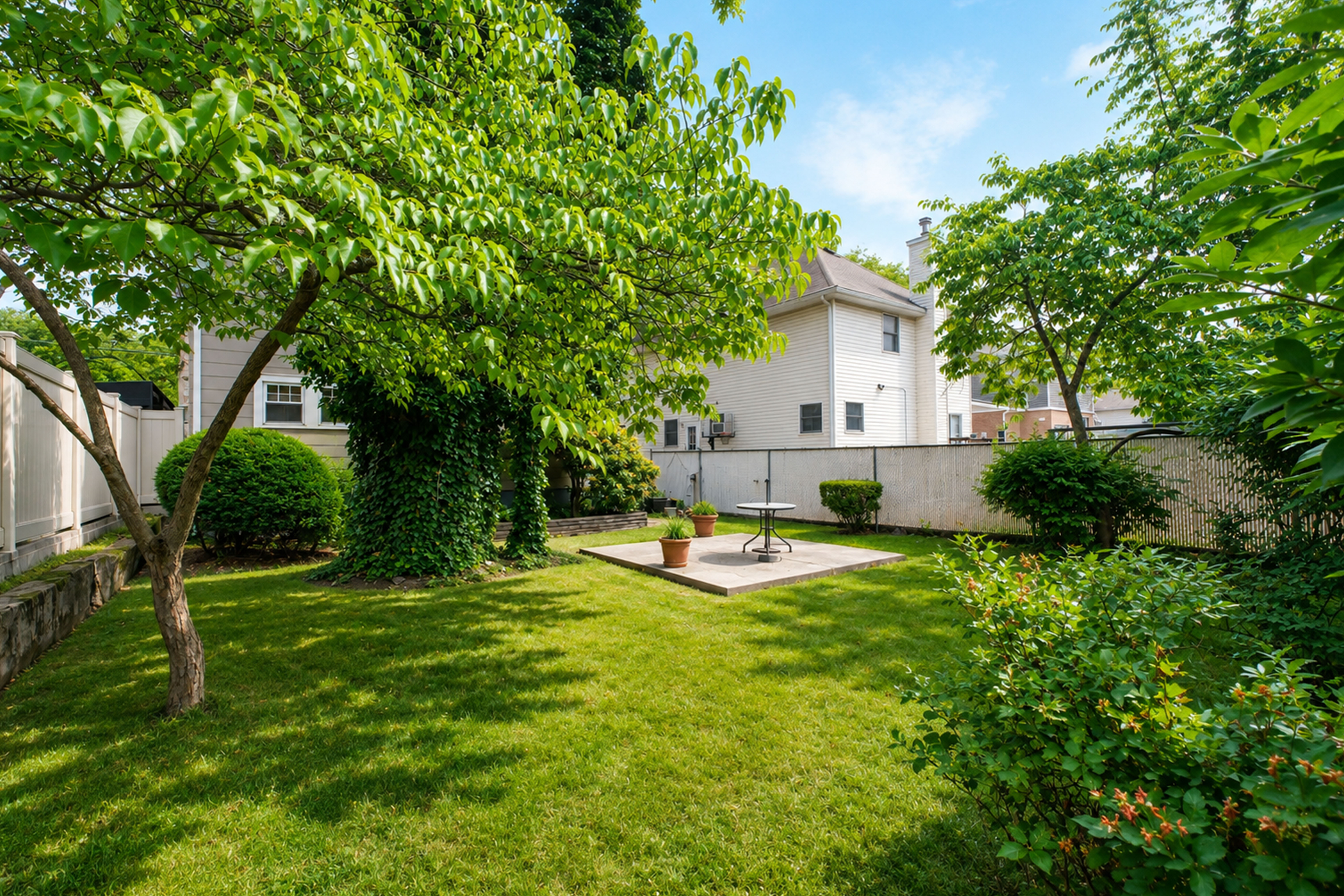 196 Prescott Avenue Staten Island, NY 10306 - Photo 20 of 28
