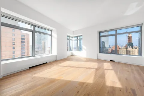 $999,000 | 123 Washington Street, Unit 30B | Financial District