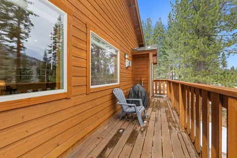 $995,000 | 3606 South Upper Truckee Road, South Lake Tahoe, CA 96150