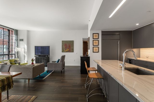 $2,125,000 | 205 Water Street, Unit 3C | DUMBO