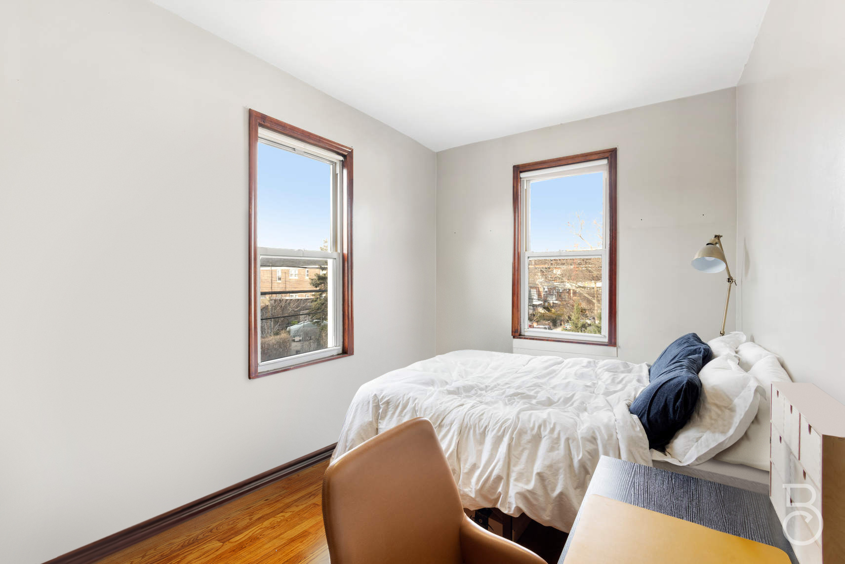 37-01 20th Road Queens, NY 11105 - Photo 17 of 19