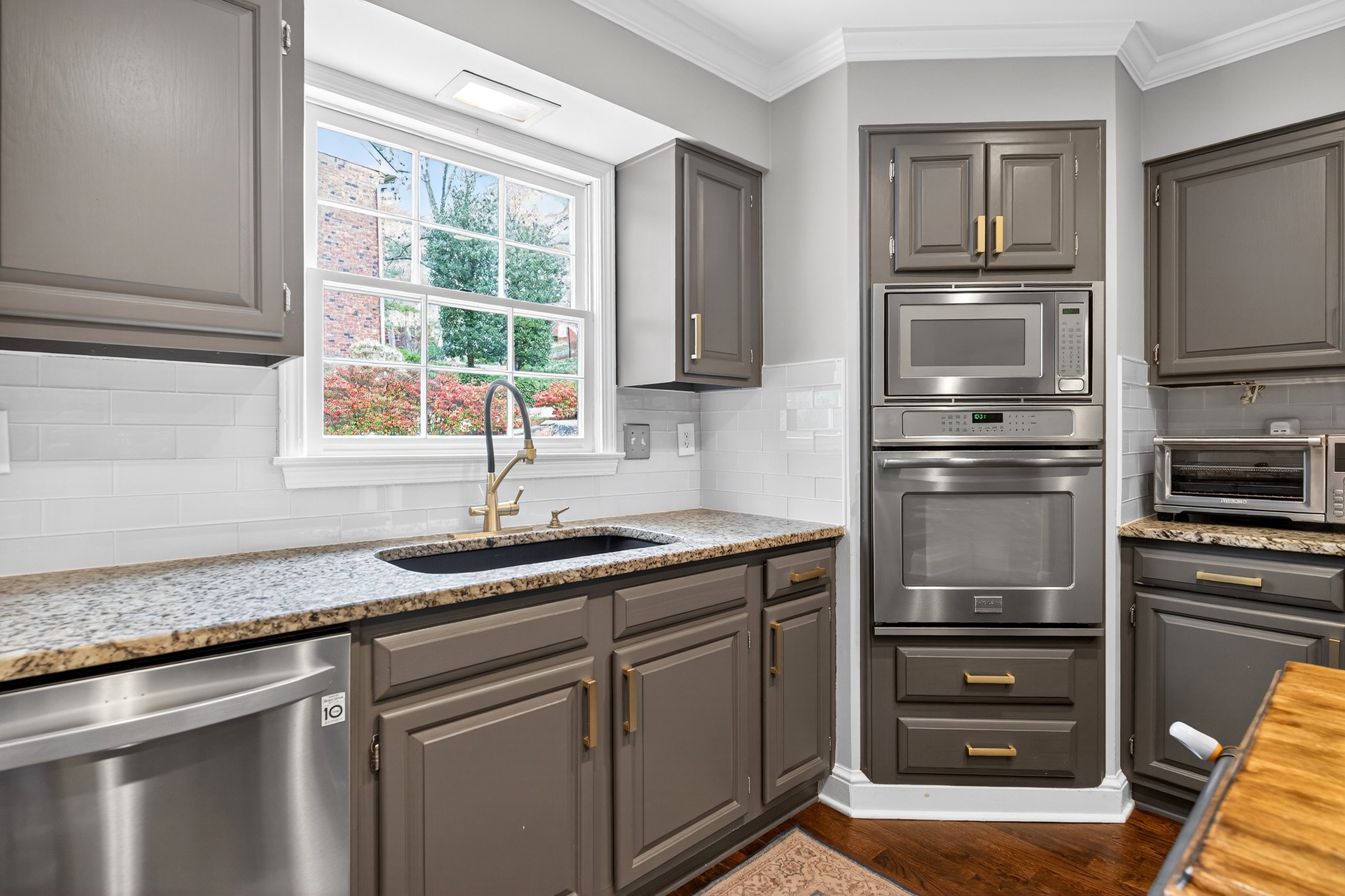 135 Inverness Approach Roswell, GA 30075 - Photo 18 of 58