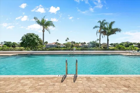 $425,000 | 2424 Southwest Foxpoint Trail, Palm City, FL 34990