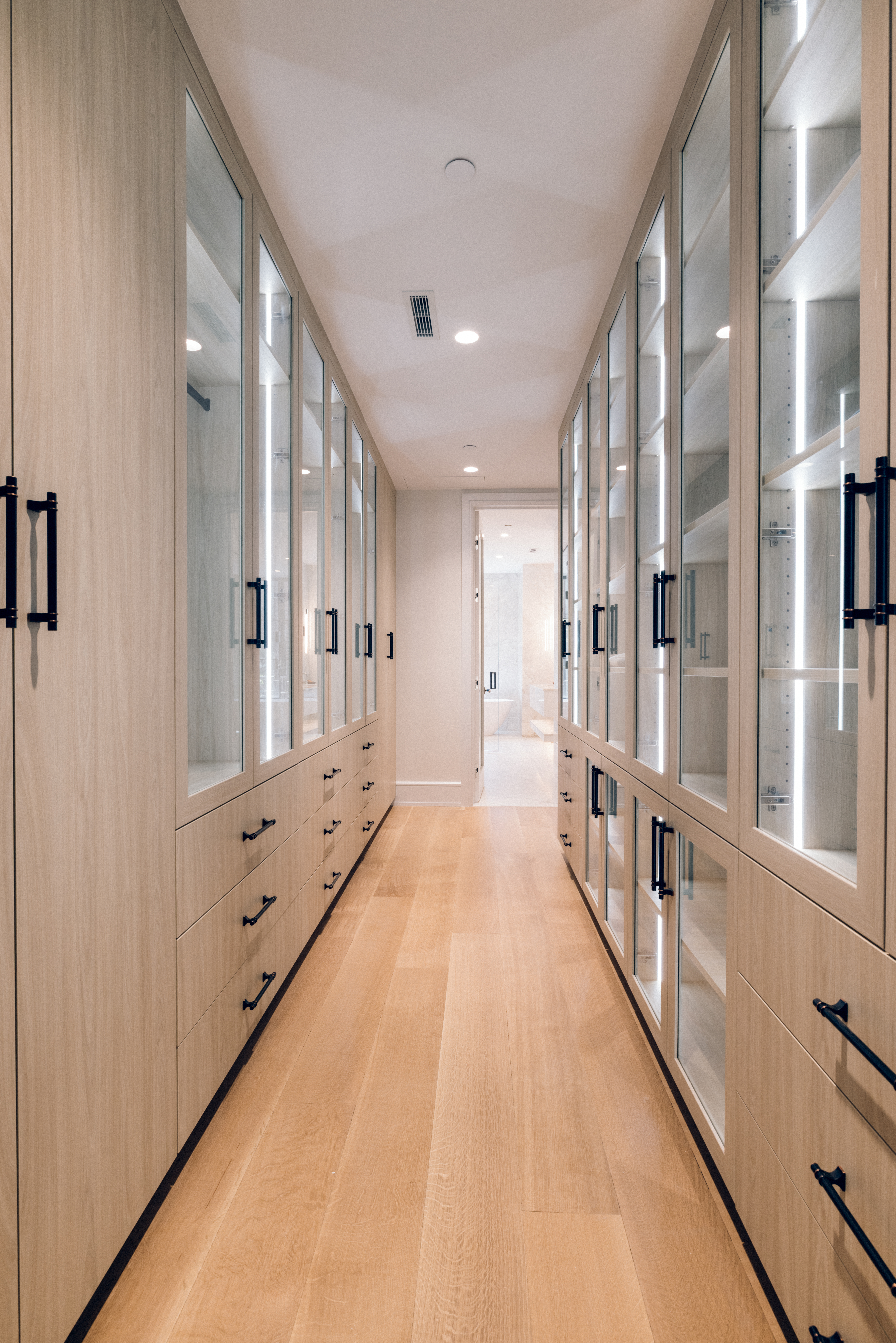 165 East 64th Street Manhattan, NY 10065 - Photo 10 of 23