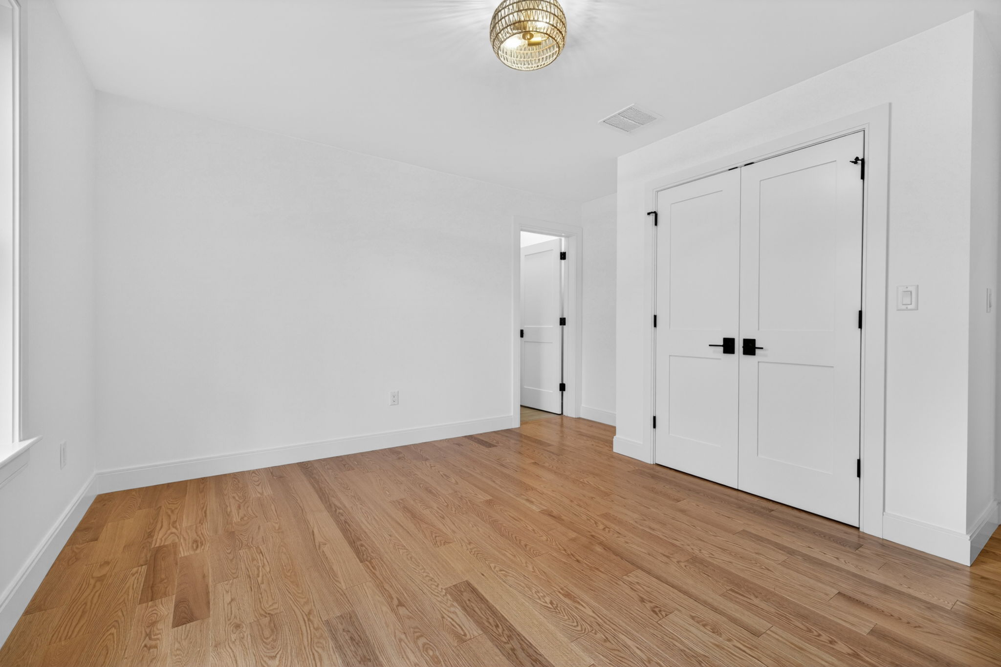 37 Maple Street Lynnfield, MA 01940 - Photo 31 of 42