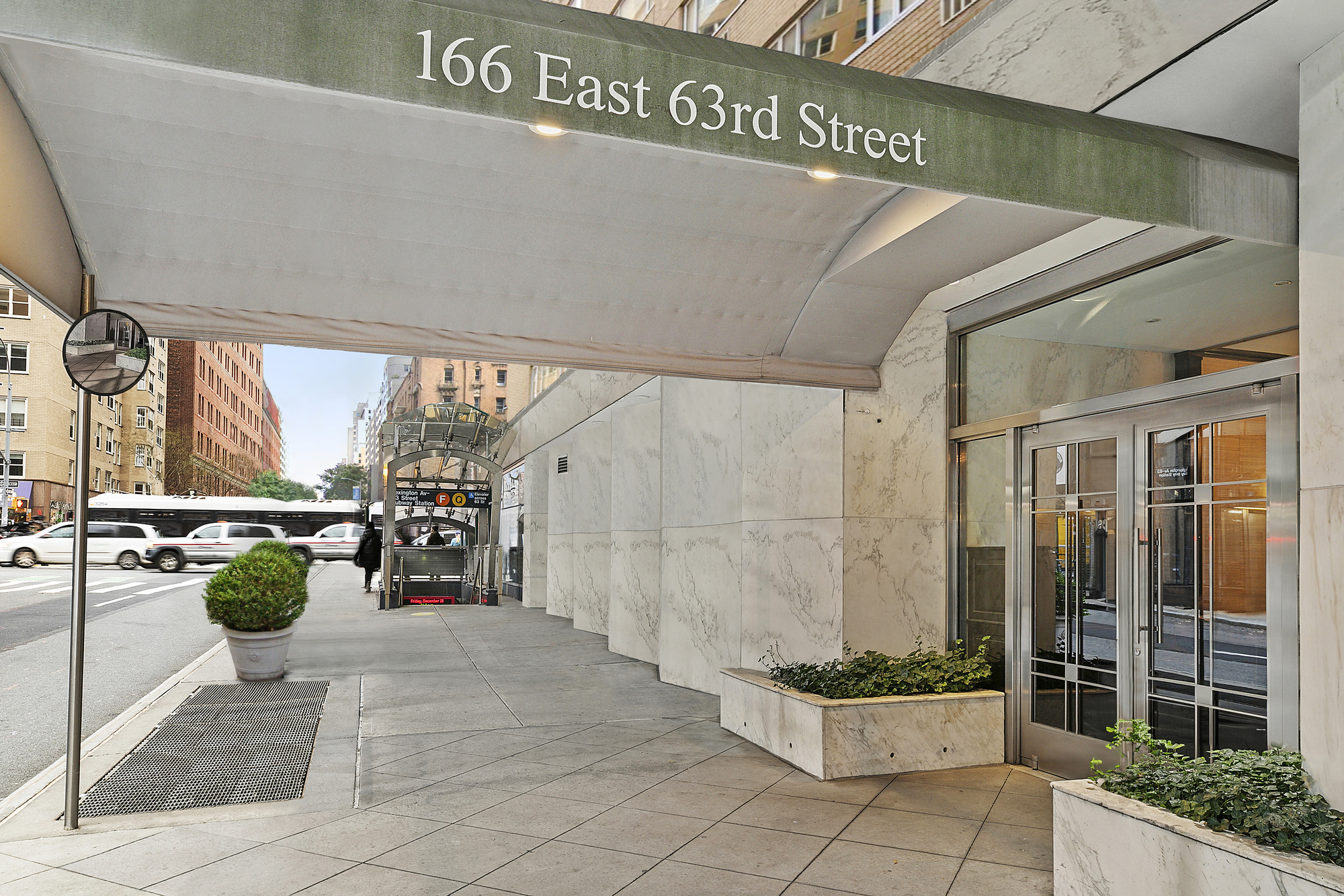 166 East 63rd Street, Unit 7E Manhattan, NY 10065 - Photo 8 of 9