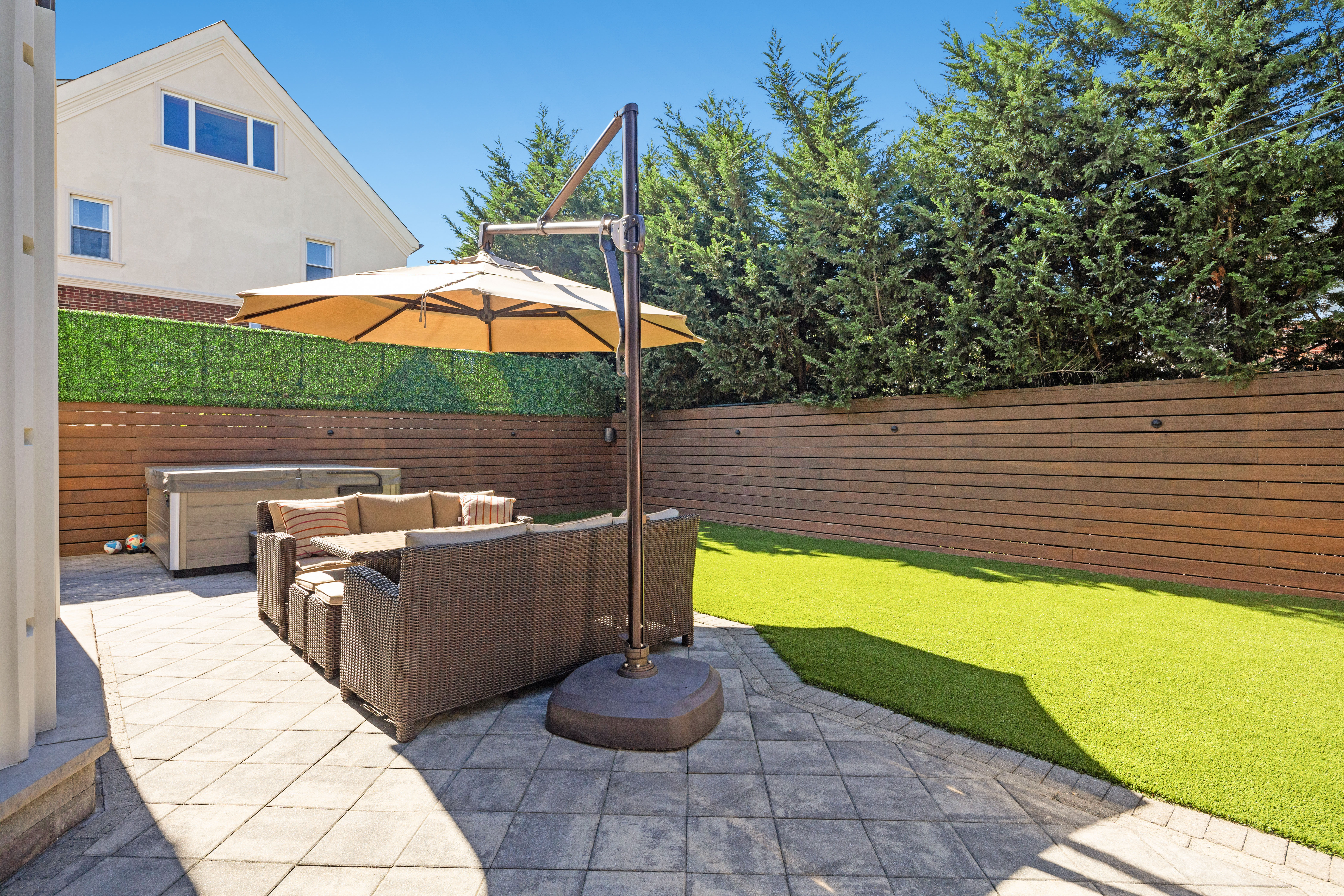 8008 Harbor View Terrace Brooklyn, NY 11209 - Photo 26 of 29