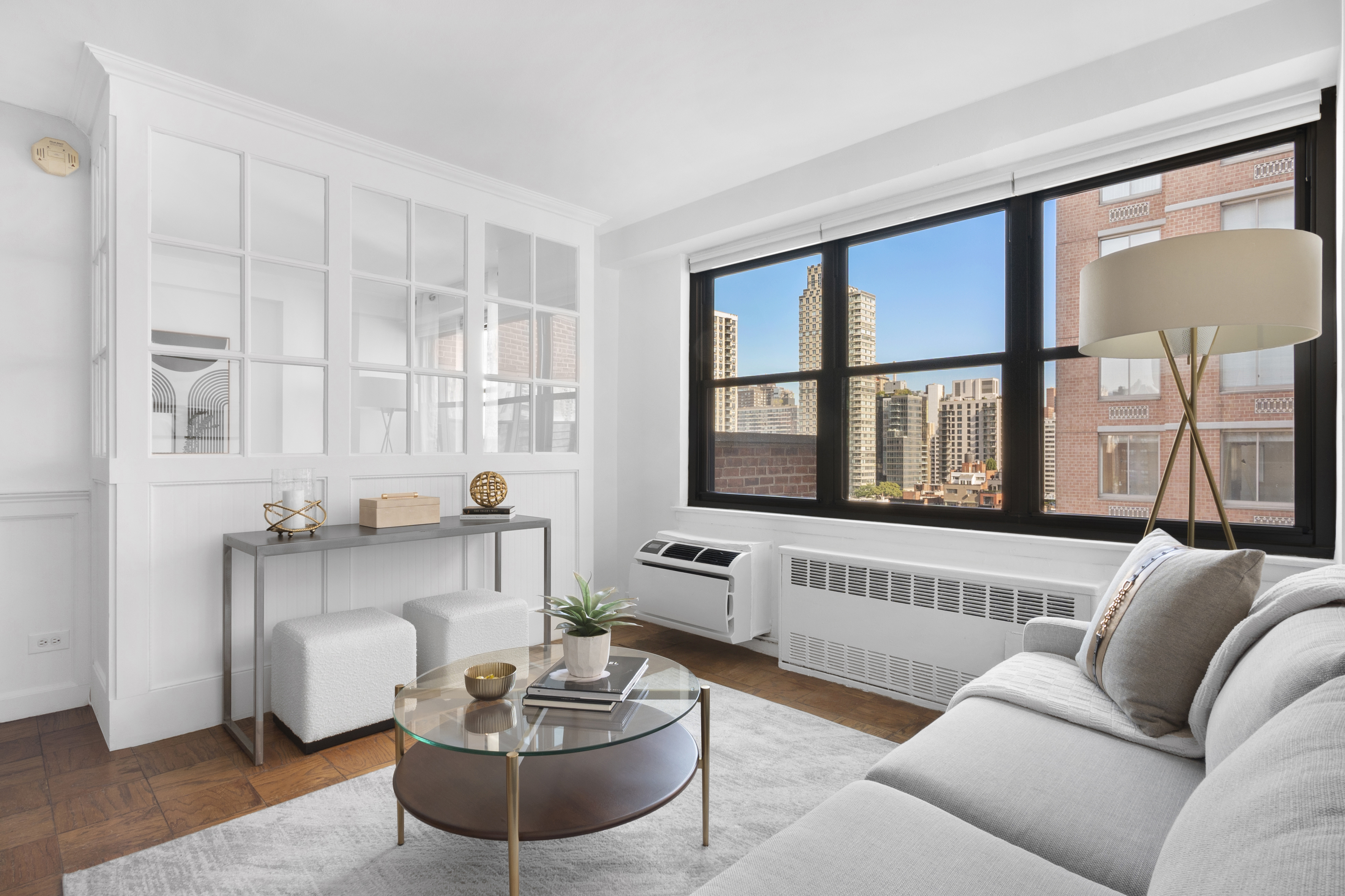 345 East 81st Street, Unit 17H Manhattan, NY 10028 - Photo 3 of 9
