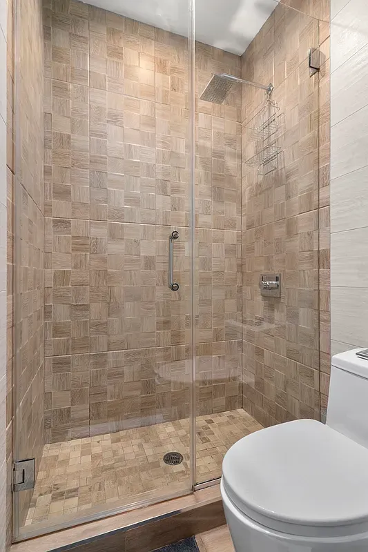 $3,172 | 20-27 Menahan Street, Unit 1L | Ridgewood