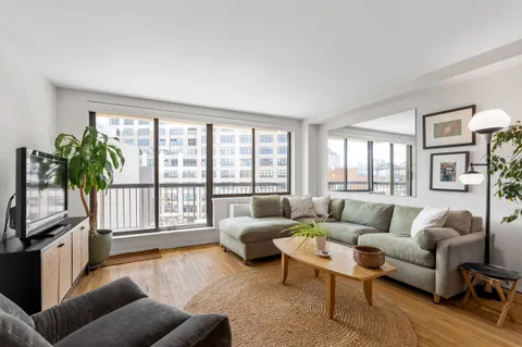 $2,400,000 | 63 Downing Street, Unit 8C | West Village