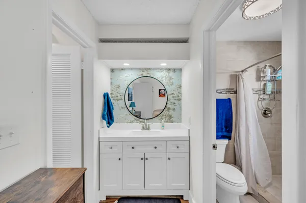 $925,000 | 7018 Southwest 53rd Lane, Miami, FL 33155