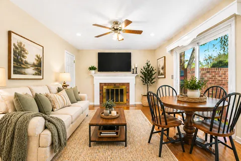 $799,000 | 314 Belmont Place Southwest, Leesburg, VA 20175