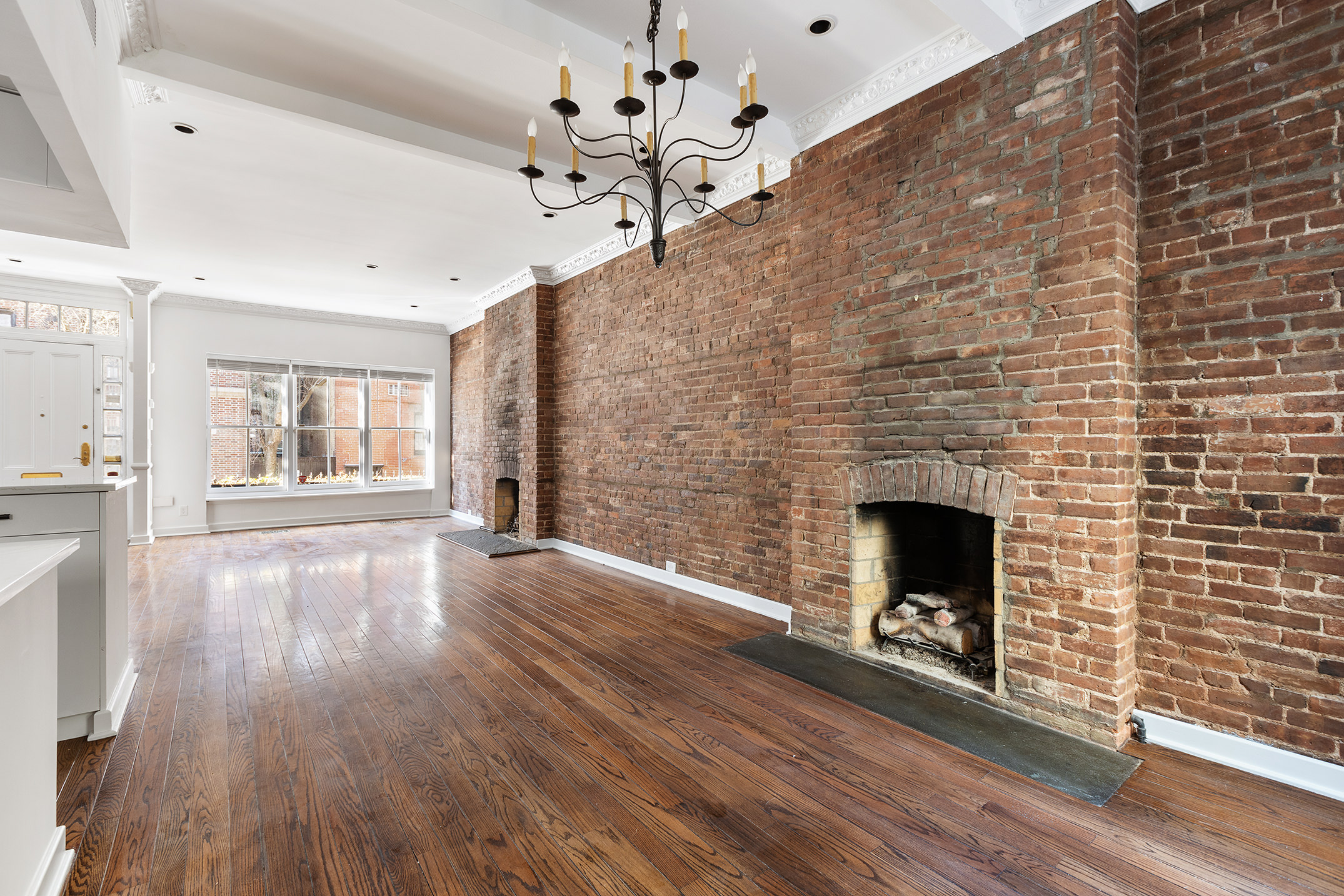 241 Waverly Place, Unit TRIPLEX Manhattan, NY 10014 - Photo 3 of 16