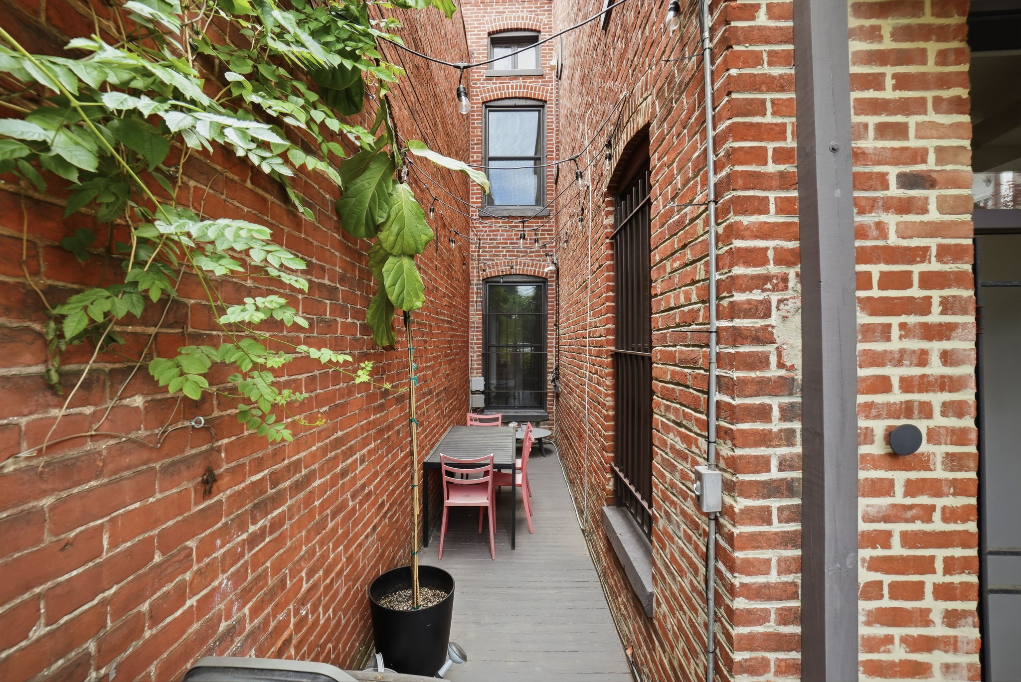 210 8th Street Southeast Washington, DC 20003 - Photo 39 of 47