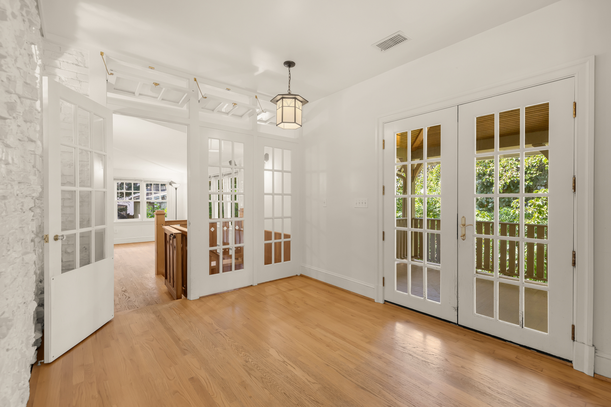 2820 38th Street Northwest Washington, DC 20007 - Photo 14 of 54