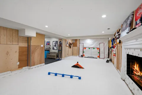 Contact Agent | 5313 Massachusetts Avenue, Bethesda, MD 20816